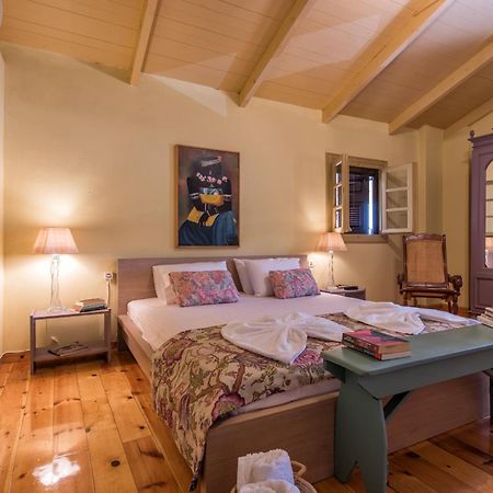 فيلا Sarakino House Of Literature Agios Dimitrios  المظهر الخارجي الصورة