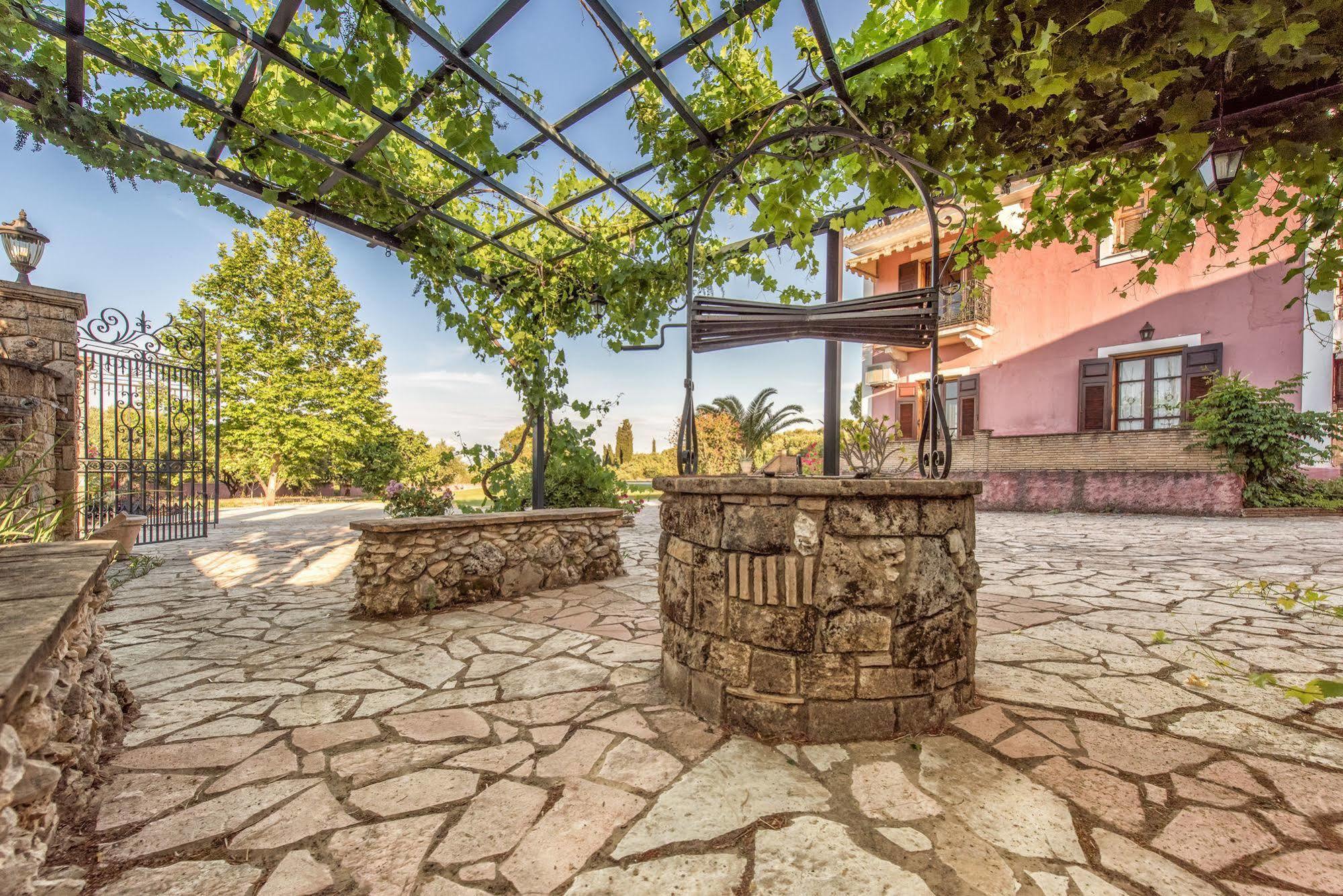 فيلا Sarakino House Of Literature Agios Dimitrios  المظهر الخارجي الصورة